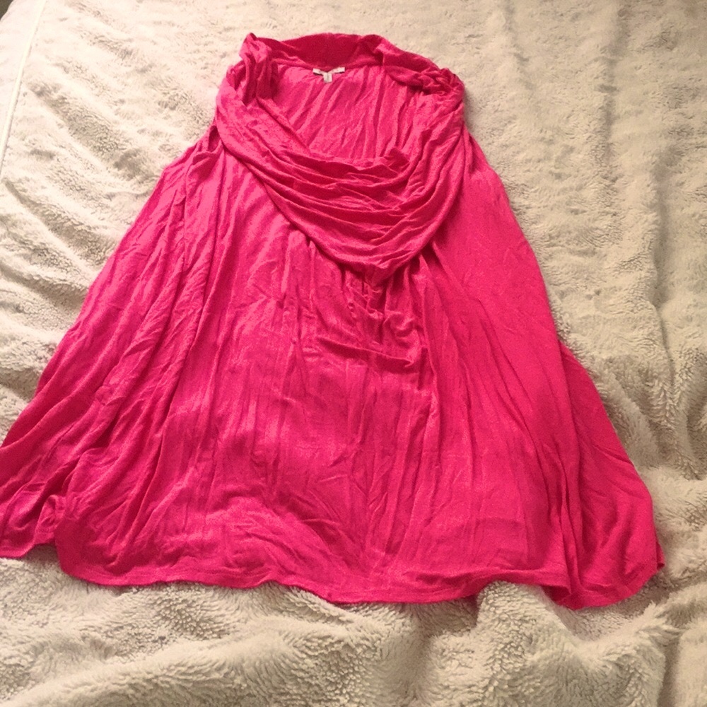 Lori Goldstein pink tunic